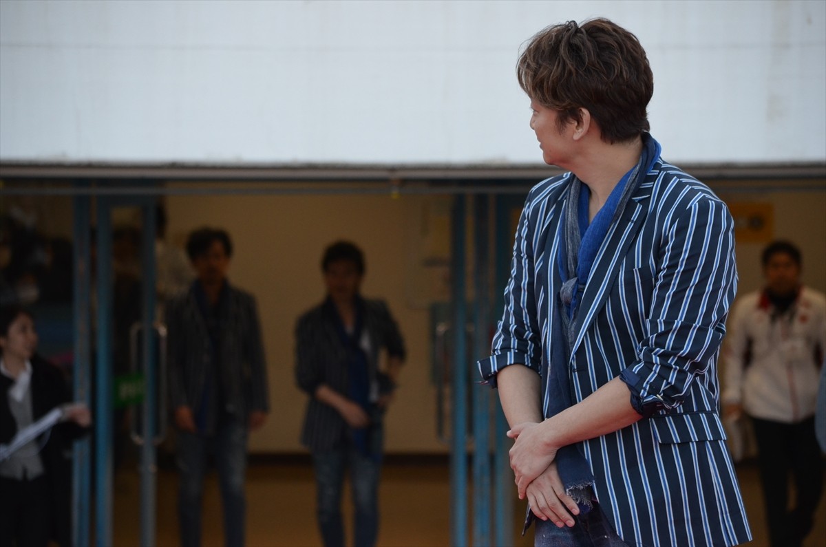 稲垣吾郎、草なぎ剛、香取慎吾、パラスポーツ応援チャリティー曲を『パラ駅伝』で熱唱