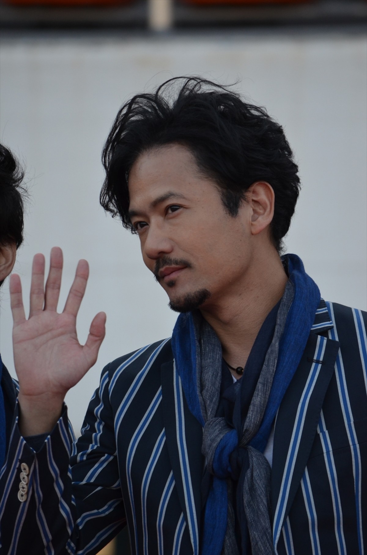 稲垣吾郎、草なぎ剛、香取慎吾、パラスポーツ応援チャリティー曲を『パラ駅伝』で熱唱