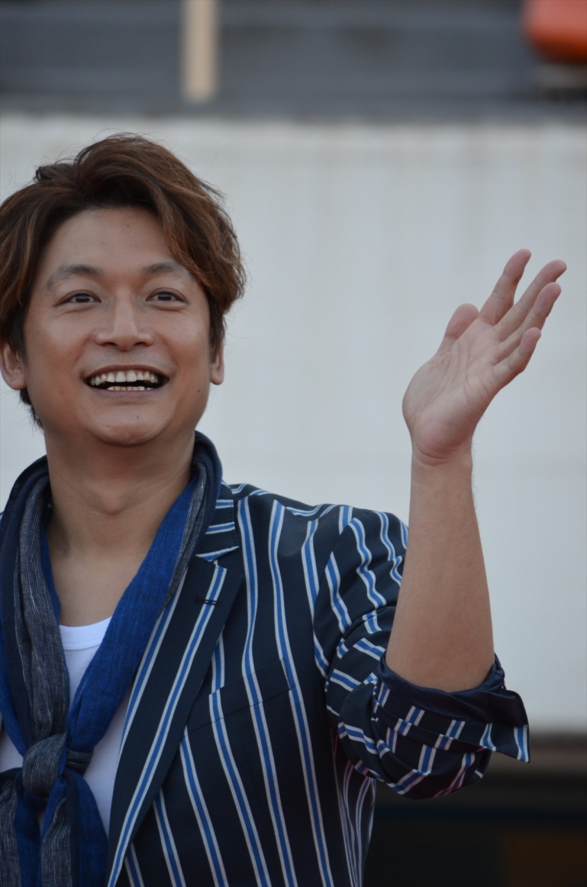 稲垣吾郎、草なぎ剛、香取慎吾、パラスポーツ応援チャリティー曲を『パラ駅伝』で熱唱