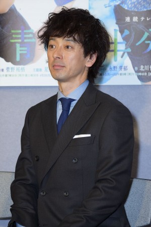 NHK連続テレビ小説『半分、青い。』第1週完成試写会に登場した滝藤賢一