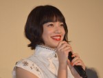 『坂道のアポロン』初日舞台挨拶に登壇した小松菜奈