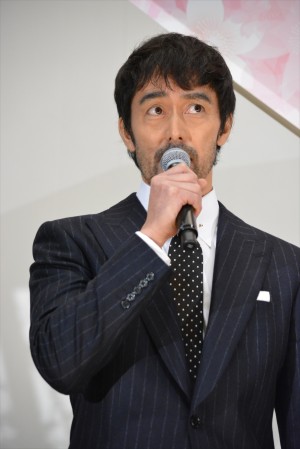 『北の桜守』初日舞台挨拶に登壇した阿部寛