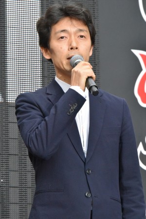 佐藤信介監督、『いぬやしき』新宿プレミアムイベントに登場