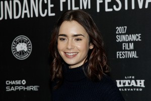 リリー・ジェームズ