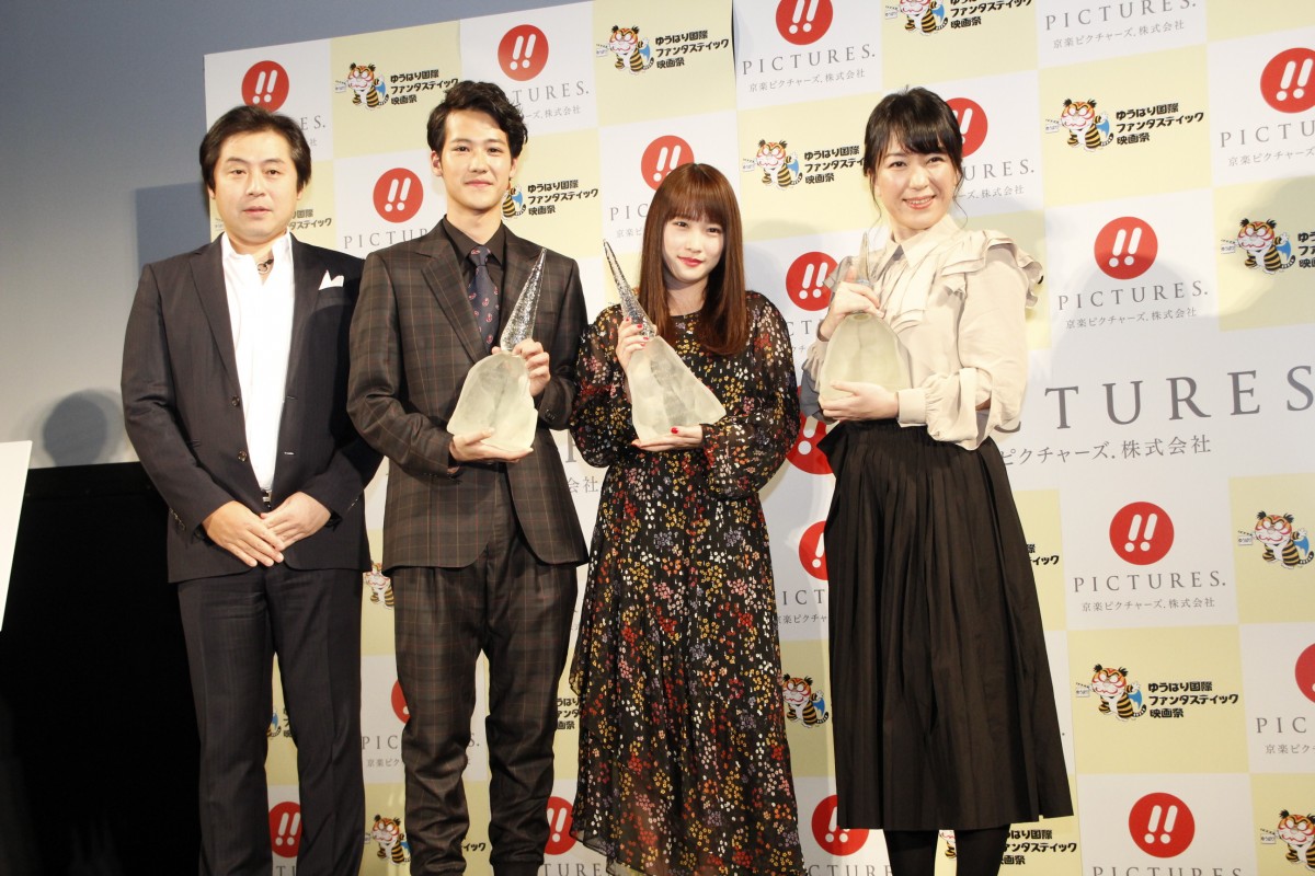 川栄李奈、“女優”として初の表彰に「感謝を忘れず頑張りたい」と歓喜