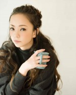 安室奈美恵フォトブック『GIFT』より、仙台でのオフショット