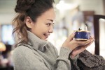 安室奈美恵フォトブック『GIFT』より、小樽でのオフショット