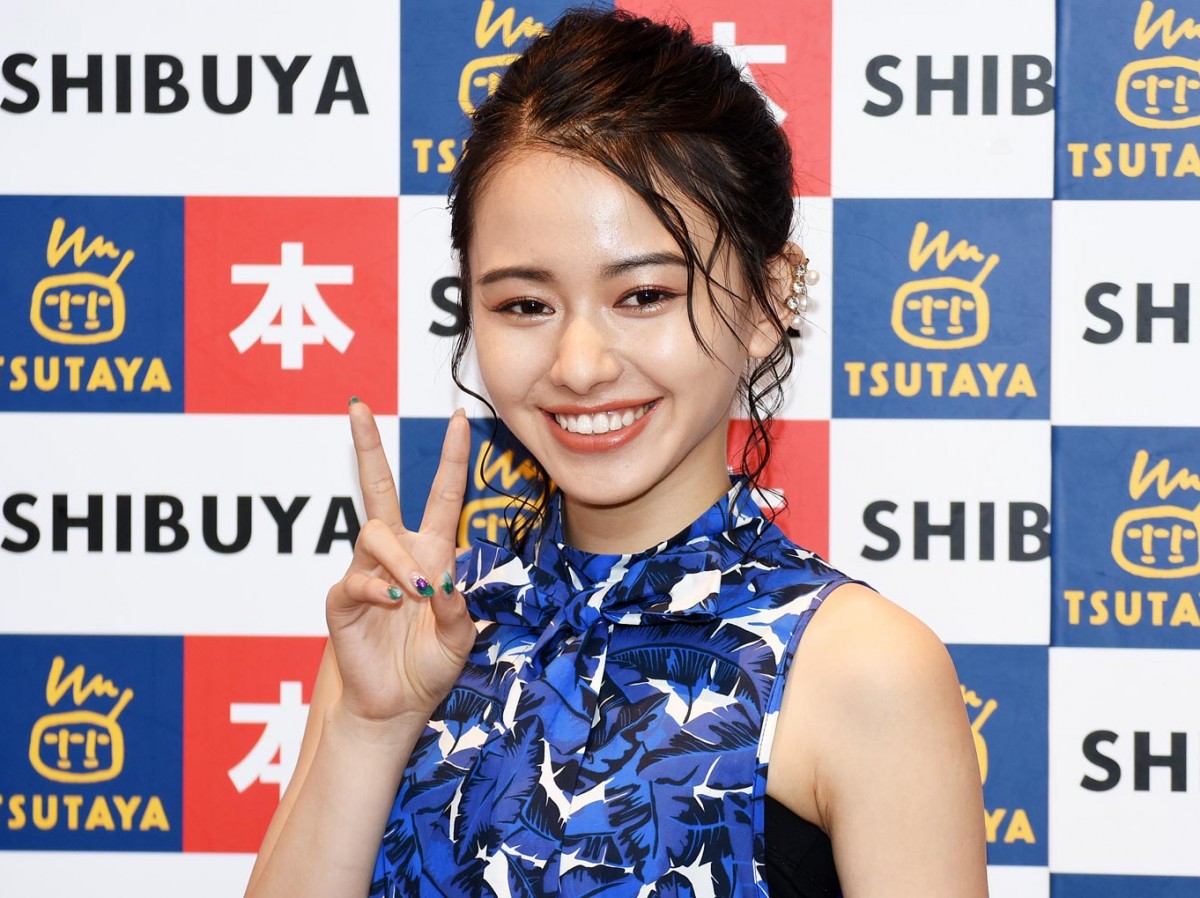 山本舞香、初写真集発売イベントで血管フェチを告白「変態ですか？」