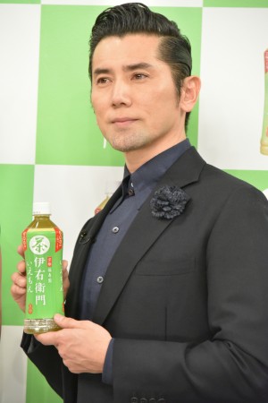 サントリー緑茶「伊右衛門」新TVCM先行記者発表会に出席した本木雅弘