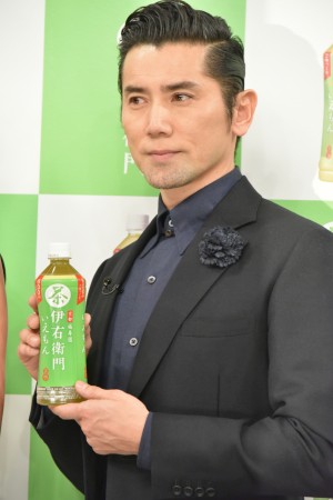 サントリー緑茶「伊右衛門」新TVCM先行記者発表会に出席した本木雅弘