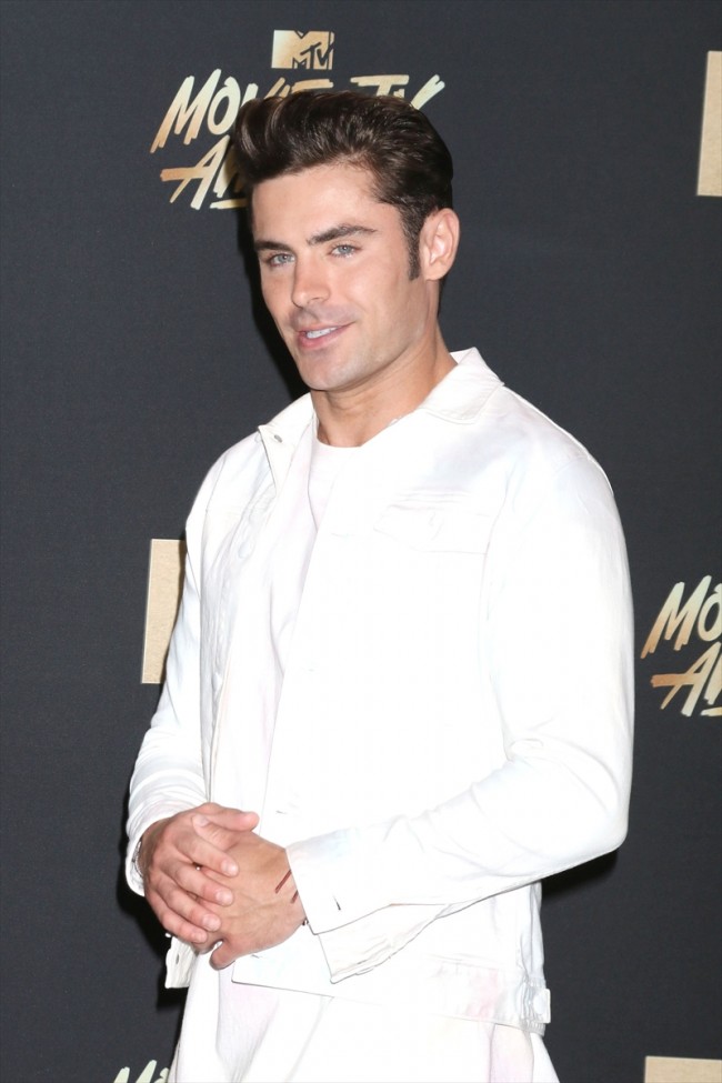 ザック・エフロン、Zac Efron