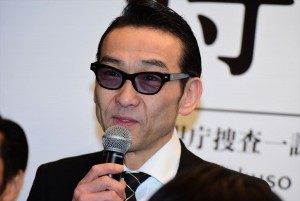 テレビ朝日2018年4月クール『特捜9』記者会見に登場した吹越満