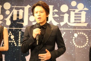 舞台『銀河鉄道999 GALAXY OPERA』制作発表記者会見に登場した中川晃教