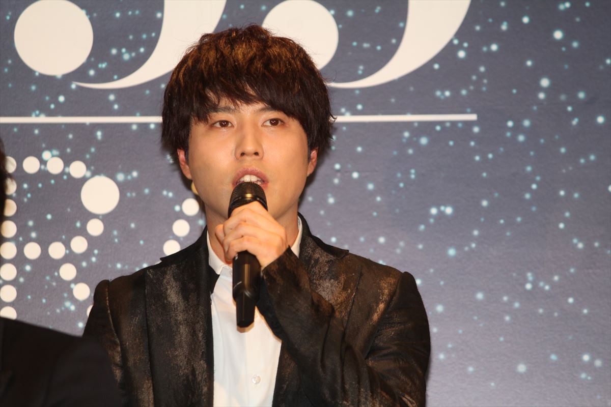 中川晃教、舞台『銀河鉄道999』鉄郎役で「35歳、16歳を演じます」