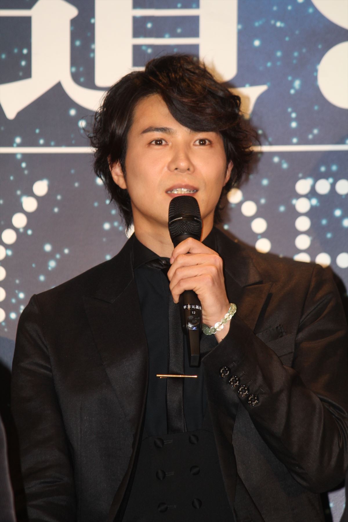 中川晃教、舞台『銀河鉄道999』鉄郎役で「35歳、16歳を演じます」
