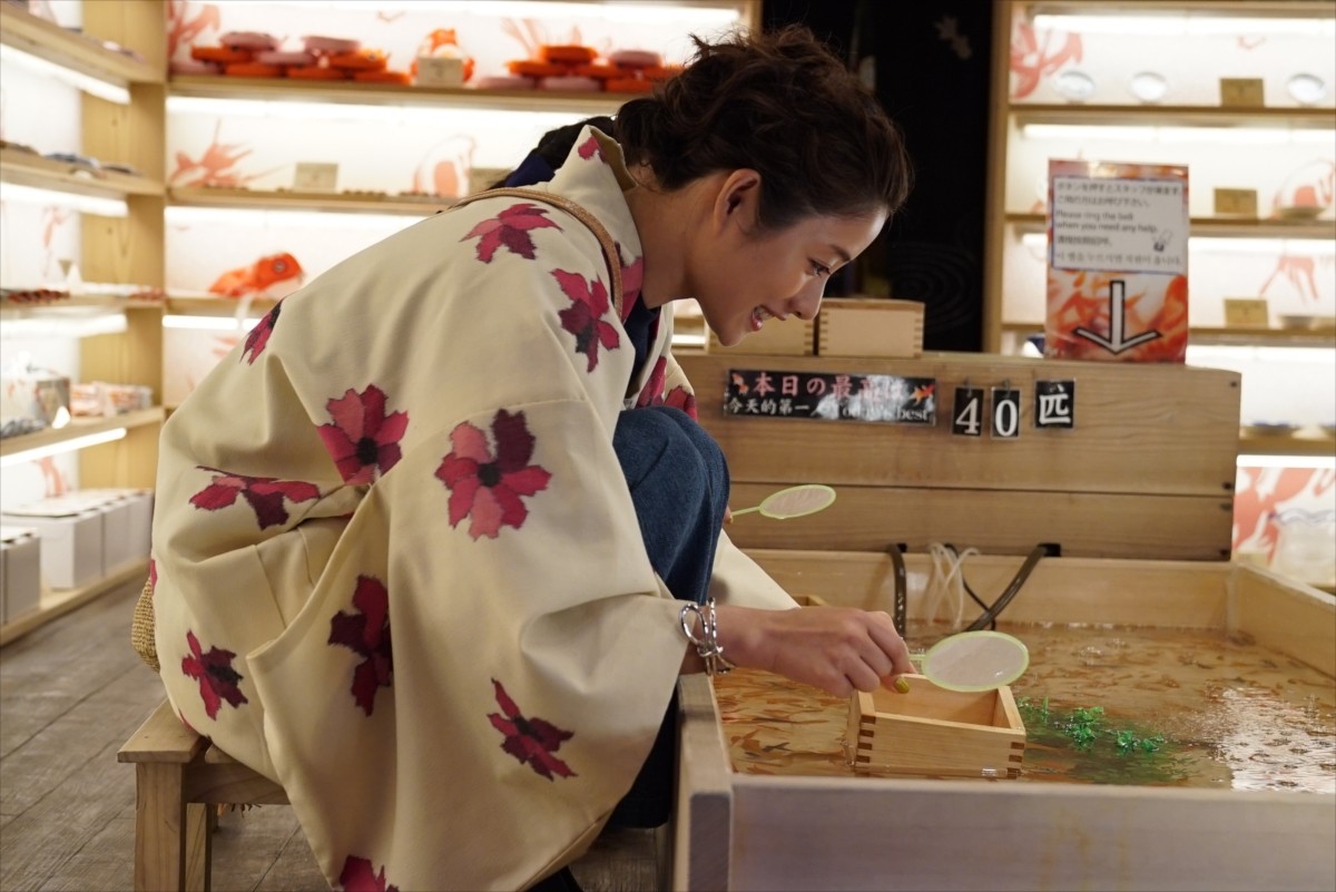石原さとみが羽織姿で浅草満喫　ナチュラルかわいい新CM解禁