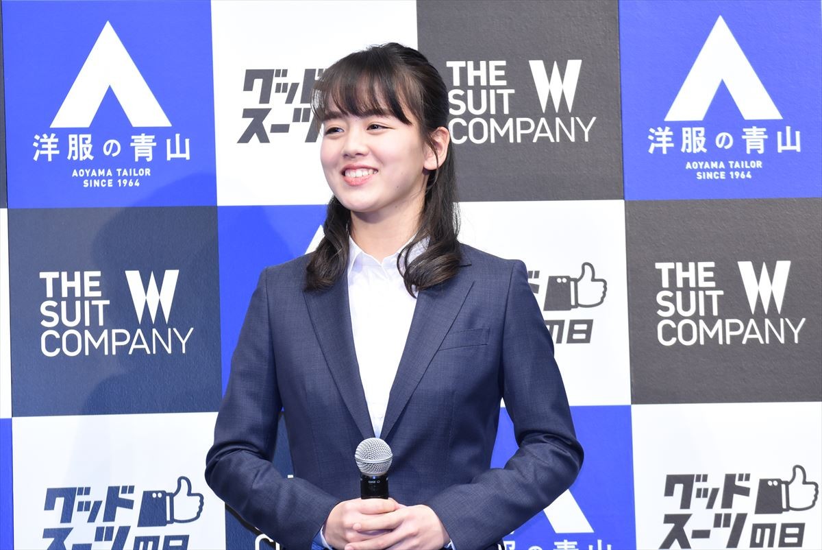 登美丘高ダンス部元主将・伊原六花、スーツ姿に「身が引きしまる」