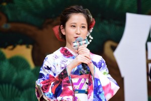 映画『のみとり侍』大江戸プレミアに登壇した前田敦子