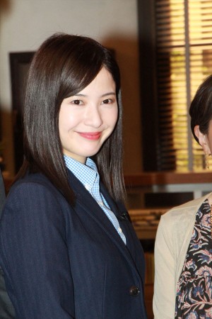 新水曜ドラマ『正義のセ』囲み取材に登場した吉高由里子