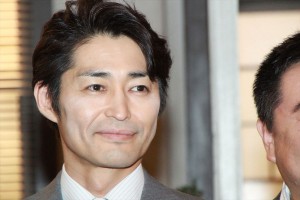 新水曜ドラマ『正義のセ』囲み取材に登場した安田顕