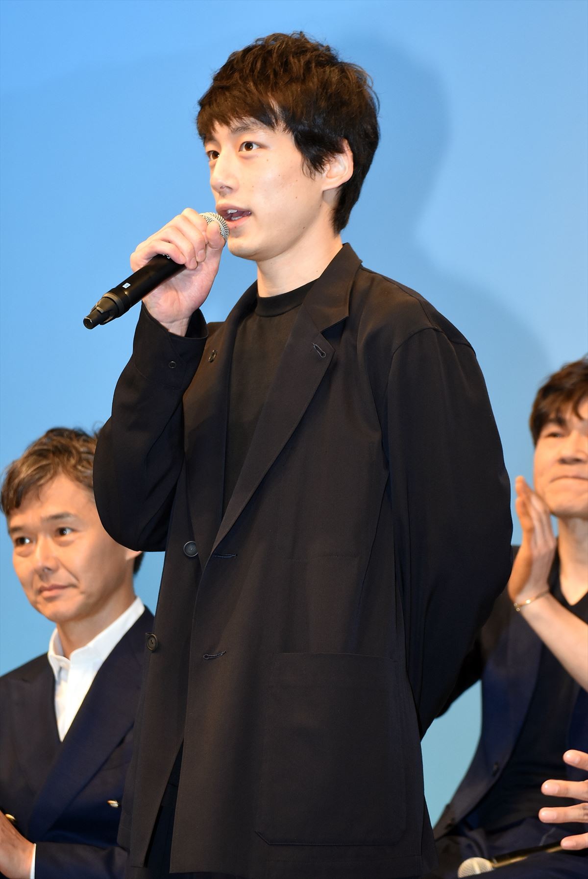坂口健太郎、ドラマ『シグナル』初主演に「盛り上げてもらって感謝」