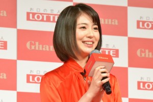 LOTTE Ghana 新CMキャラクター就任式に登場した浜辺美波