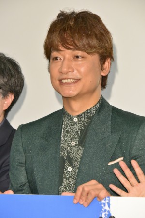 『クソ野郎と美しき世界』完成披露初日舞台挨拶に登場した香取慎吾