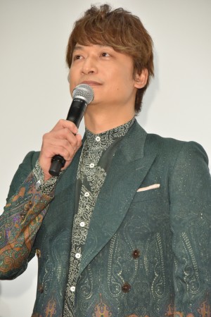 『クソ野郎と美しき世界』完成披露初日舞台挨拶に登場した香取慎吾