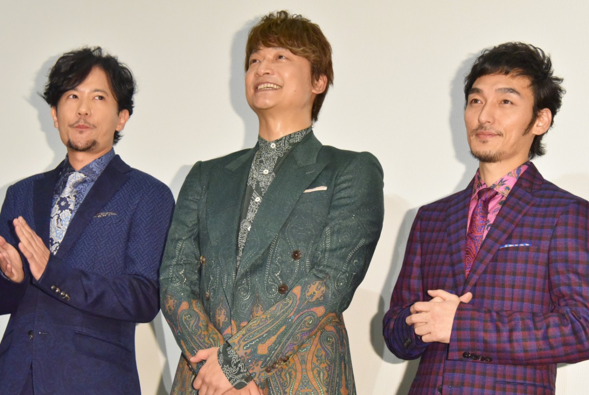 （左から）稲垣吾郎、香取慎吾、草なぎ剛