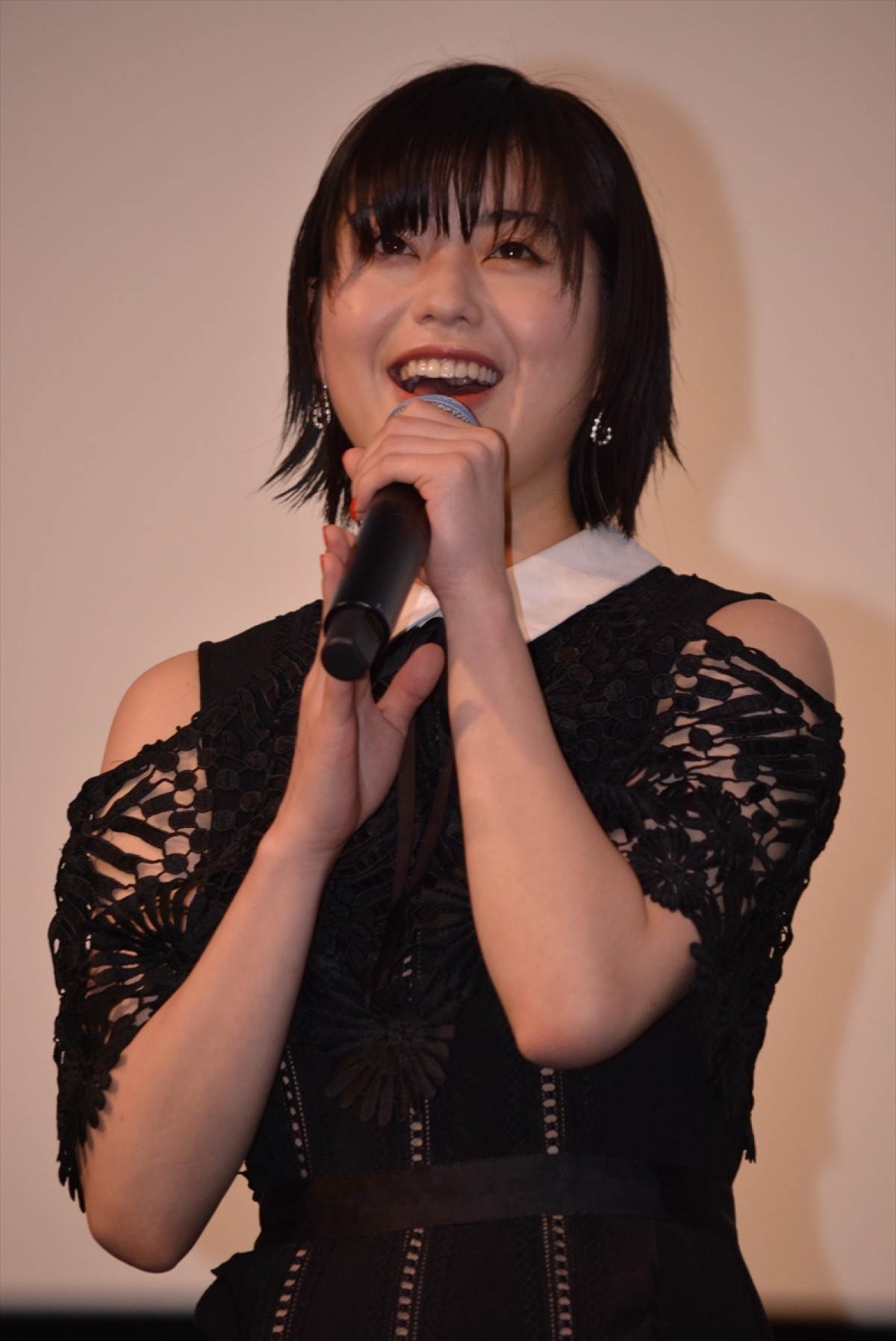 松坂桃李、激しい濡れ場作品に「服を着て前に立つのは一種のプレイ」