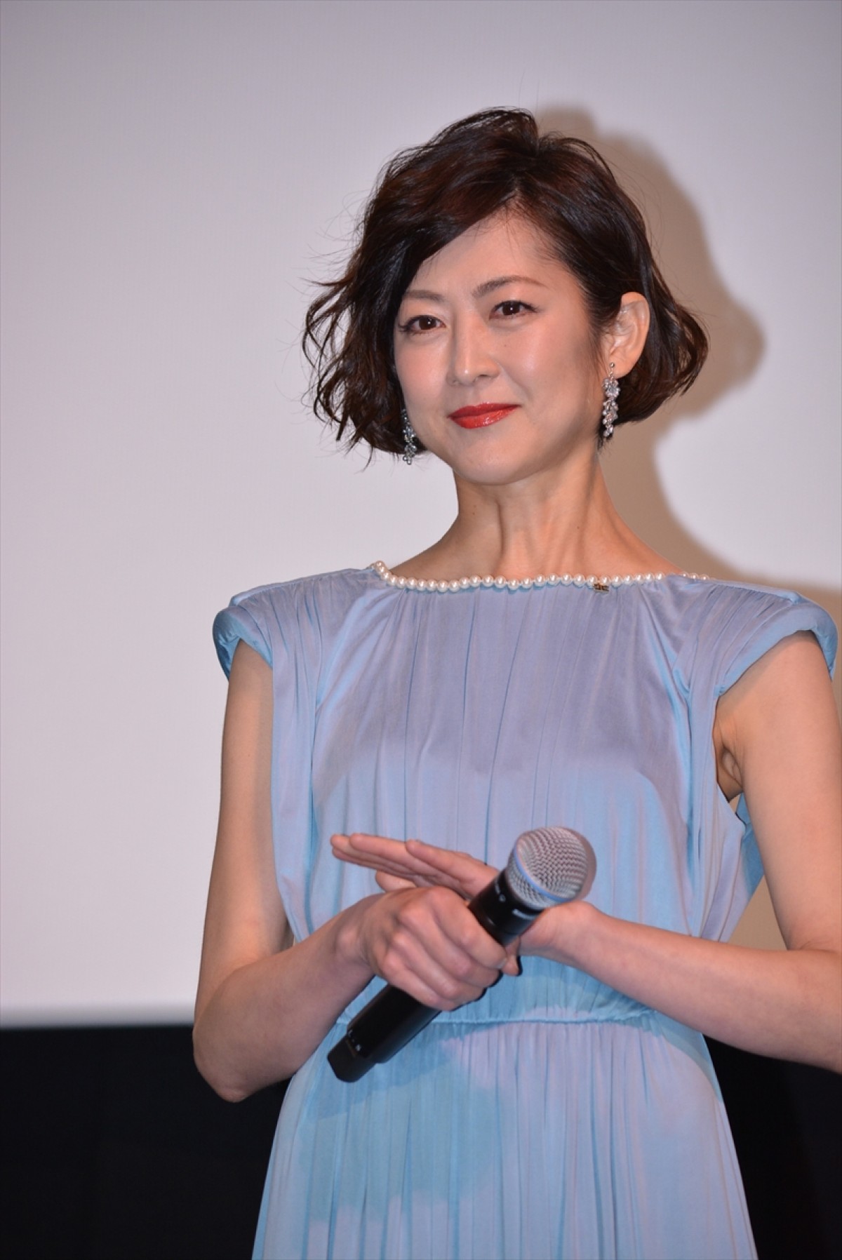 松坂桃李、激しい濡れ場作品に「服を着て前に立つのは一種のプレイ」