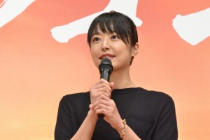 映画『焼肉ドラゴン』完成披露試写会イベントに登壇した井上真央