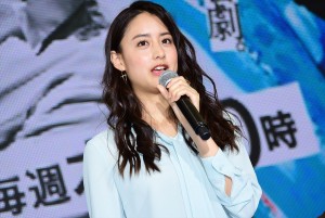 木曜劇場『モンテ・クリスト伯‐華麗なる復讐‐』制作発表に登場した山本美月