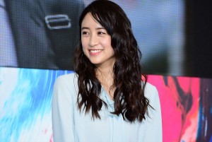 木曜劇場『モンテ・クリスト伯‐華麗なる復讐‐』制作発表に登場した山本美月