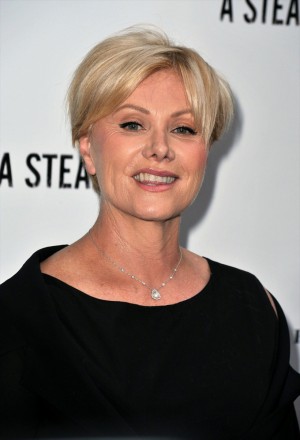 デボラ＝リー・ファーネス