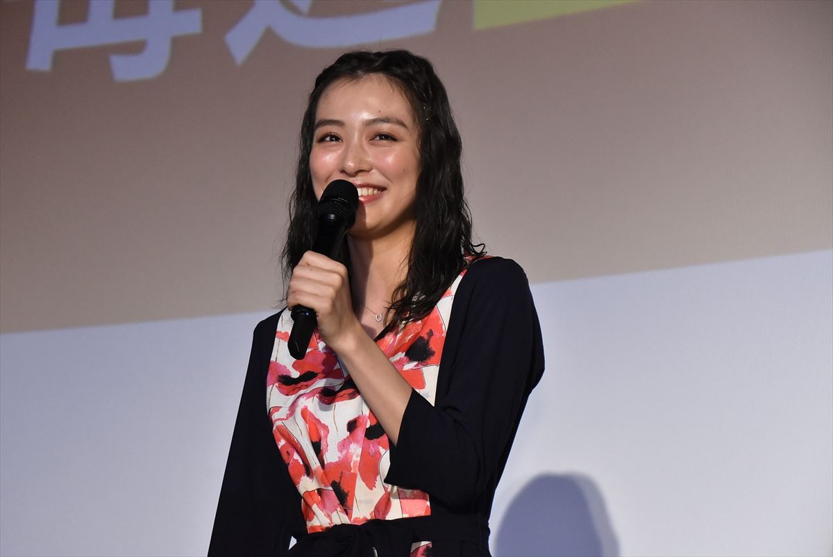 田中圭＆林遣都、初共演で意気投合し仲良しに 内田理央「付き合っているんじゃ…」