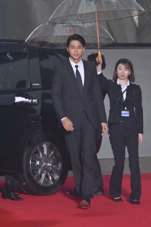 『OVER DRIVE』完成披露舞台挨拶（スペシャルステージ）に登場した東出昌大