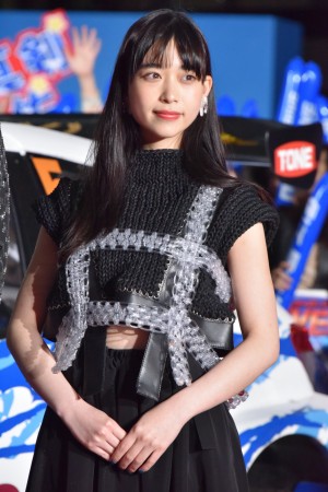 『OVER DRIVE』完成披露舞台挨拶（スペシャルステージ）に登場した森川葵