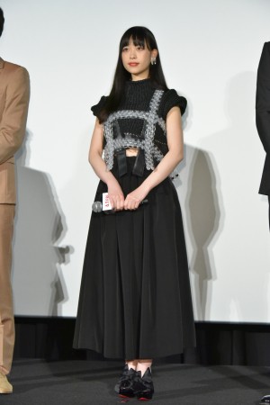 『OVER DRIVE』完成披露舞台挨拶に登壇した森川葵