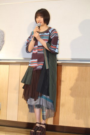 『ラプラスの魔女』公開直前イベントに登場した広瀬すず