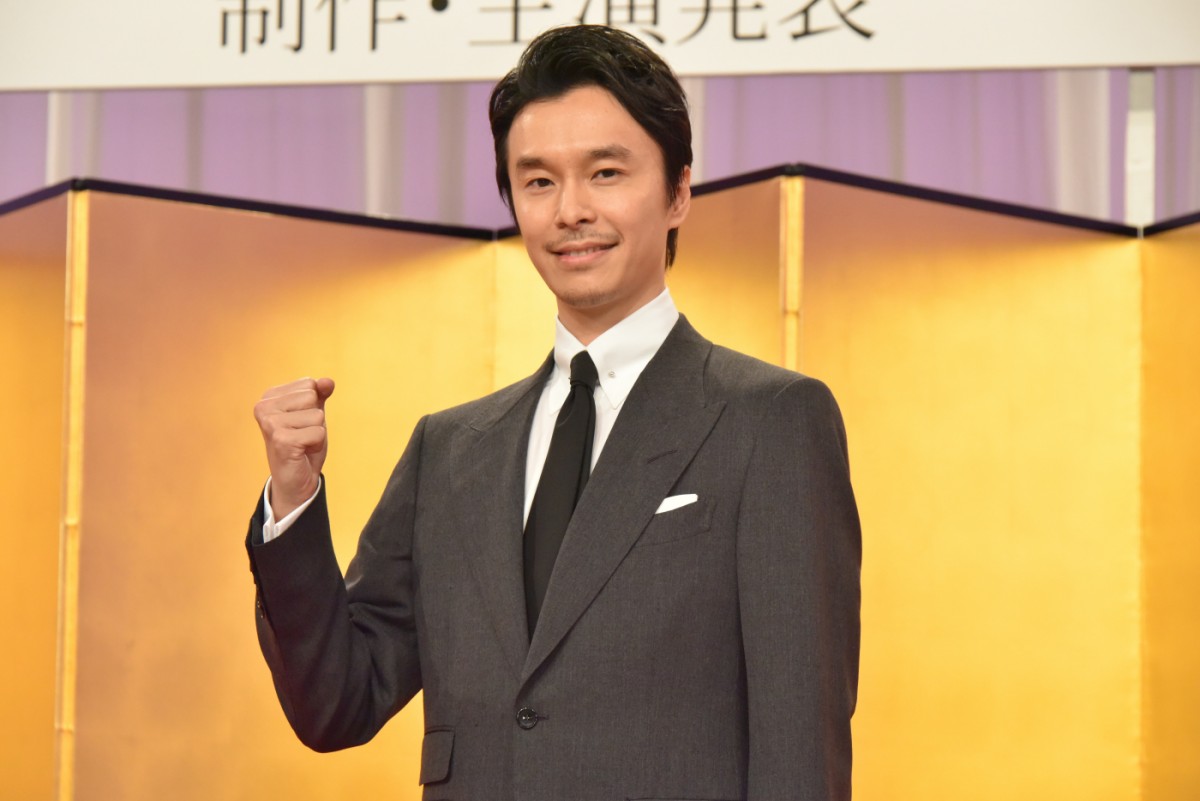 2020年大河ドラマ『麒麟がくる』制作・主演発表会見に登場した長谷川博己