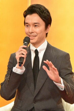 2020年大河ドラマ『麒麟がくる』制作・主演発表会見に登場した長谷川博己
