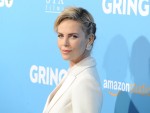 シャーリーズ・セロン、役作りで23キロ増量「気分がすごく滅入った」