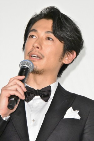 『空飛ぶタイヤ』完成披露試写会に登場したディーン・フジオカ