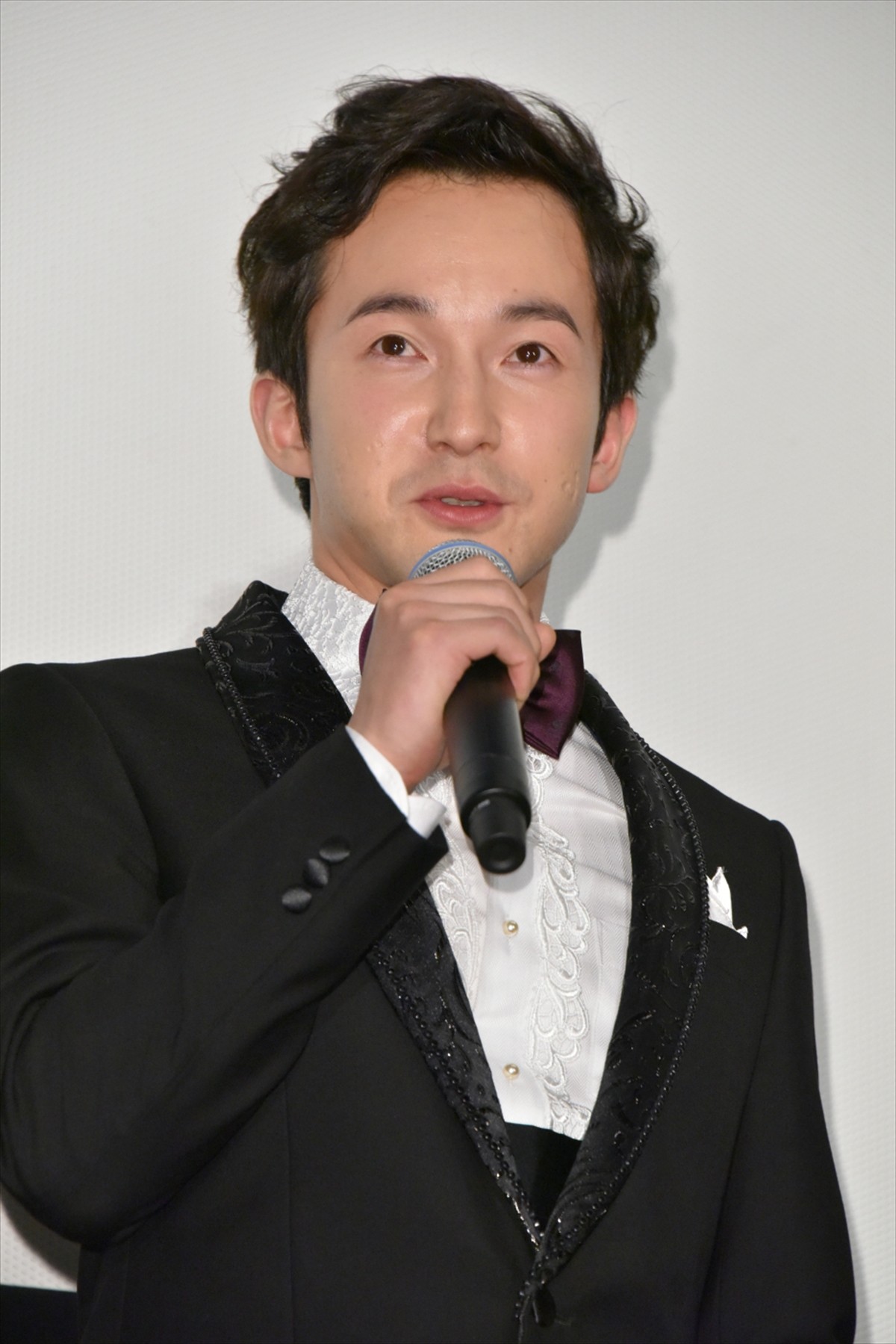 『空飛ぶタイヤ』主演の長瀬智也、初の池井戸潤作品は「挑戦」