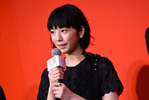 映画『友罪』完成披露試写会に登場した夏帆