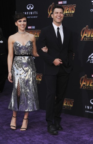 スカーレット・ヨハンソン＆コリン・ジョスト、『アベンジャーズ／インフィニティ・ウォー』ロサンゼルスプレミアにてカップルデビュー