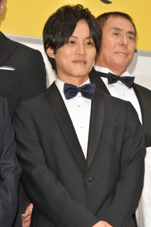 映画『孤狼の血』完成披露試写会に登場した松坂桃李