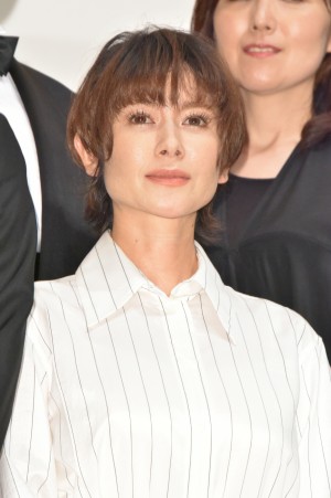 映画『孤狼の血』完成披露試写会に登場した真木よう子