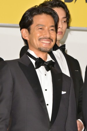 映画『孤狼の血』完成披露試写会に登場した竹野内豊